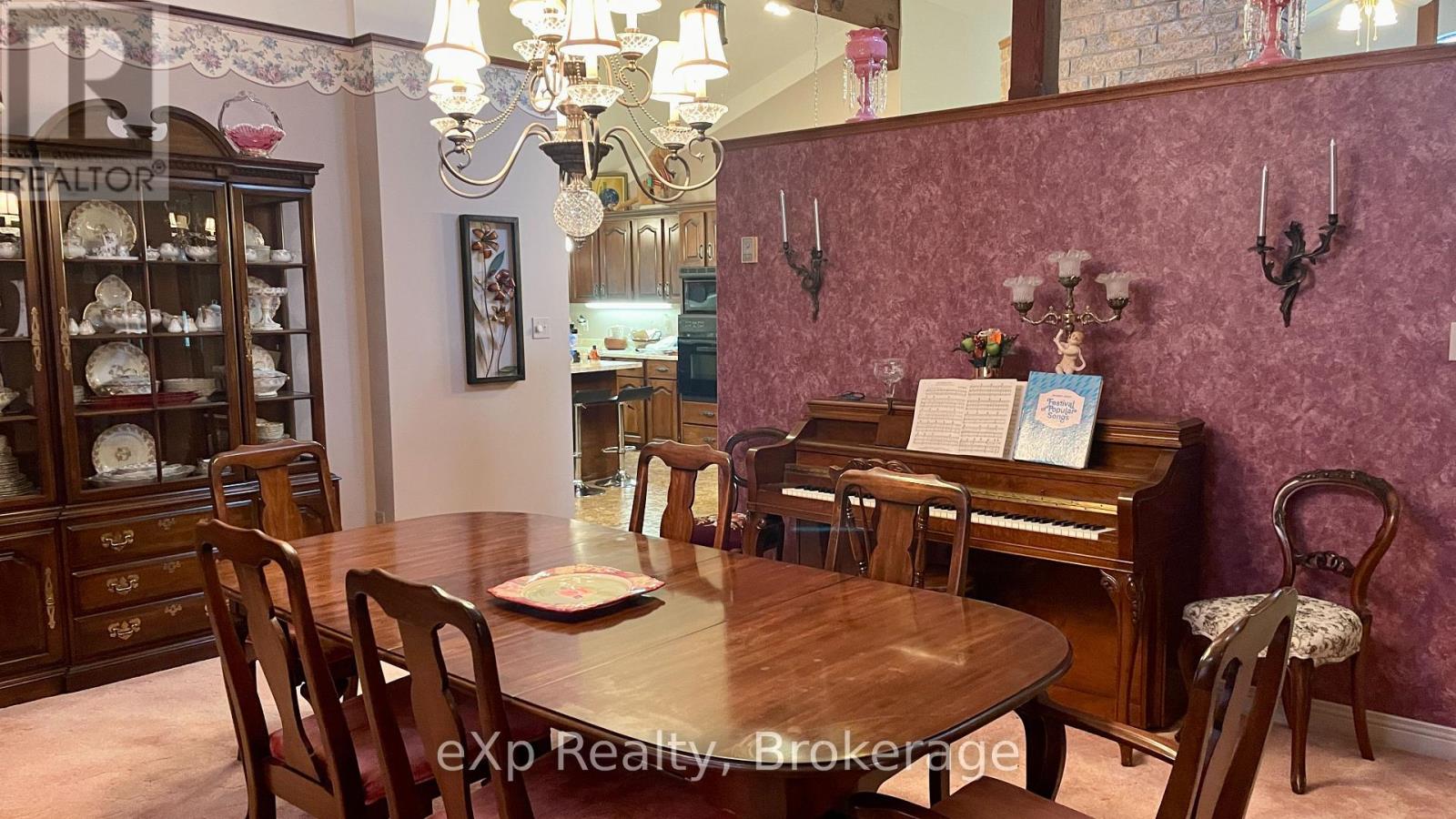 522623 Welbeck Road N, West Grey, Ontario  N0G 1R0 - Photo 18 - X12155773