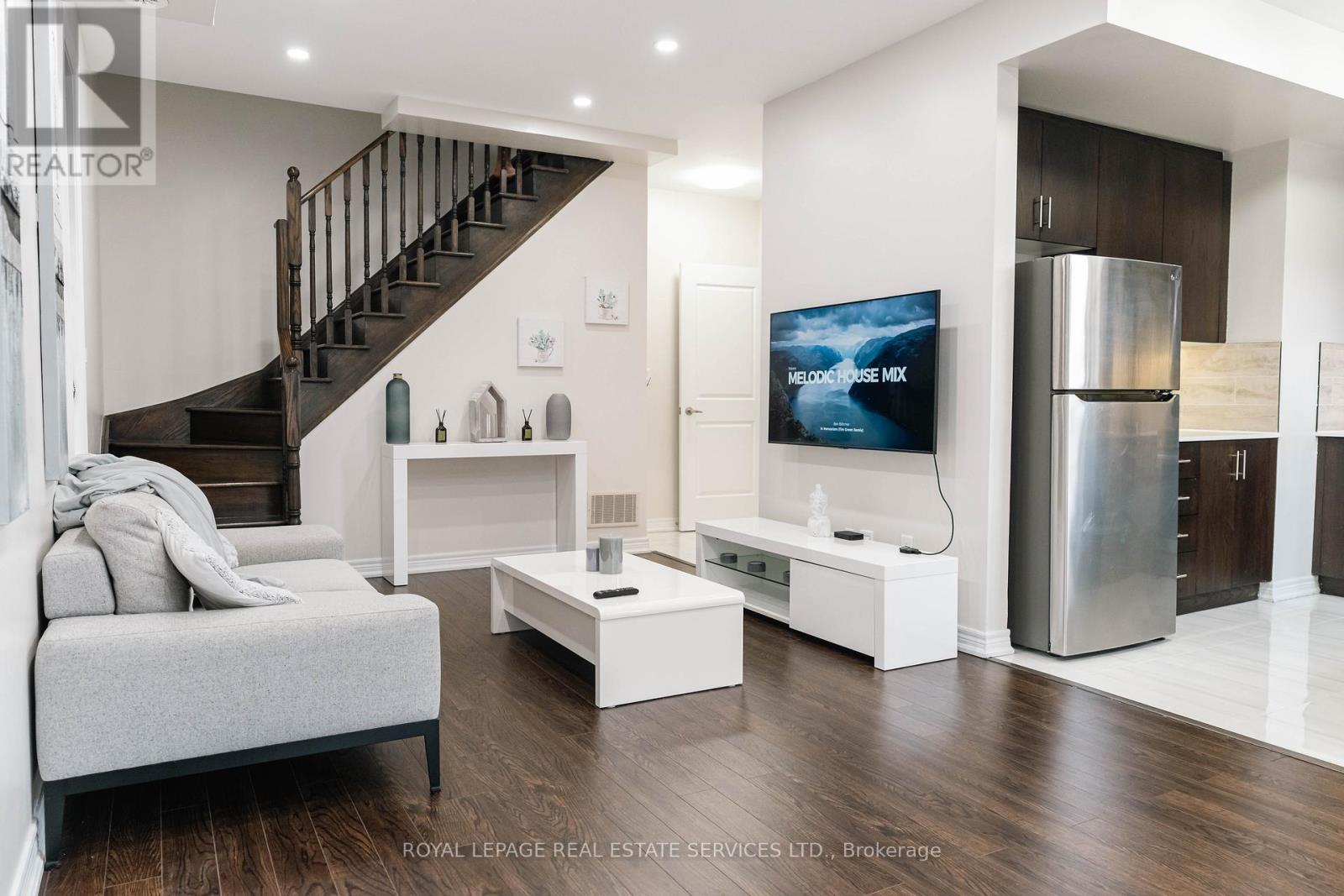13 - 9621 Jane Street, Vaughan, Ontario  L6A 4G5 - Photo 26 - N12170263