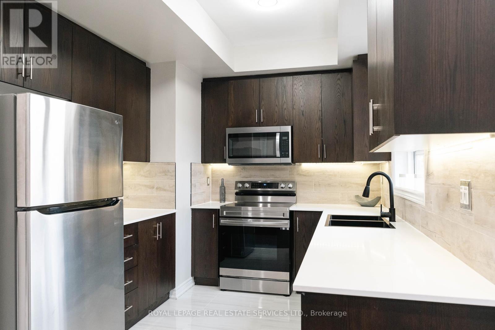 13 - 9621 Jane Street, Vaughan, Ontario  L6A 4G5 - Photo 30 - N12170263