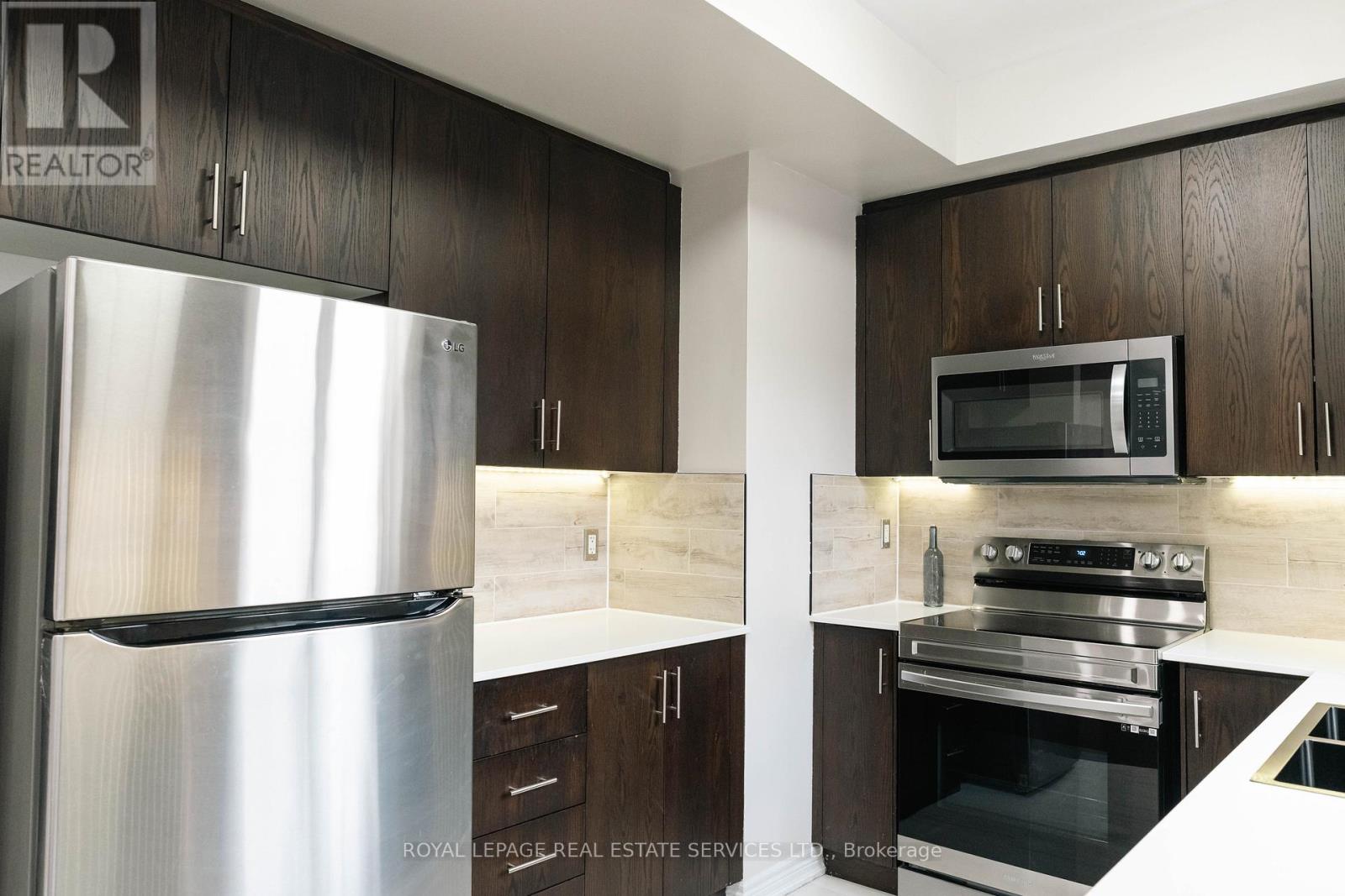 13 - 9621 Jane Street, Vaughan, Ontario  L6A 4G5 - Photo 8 - N12170263