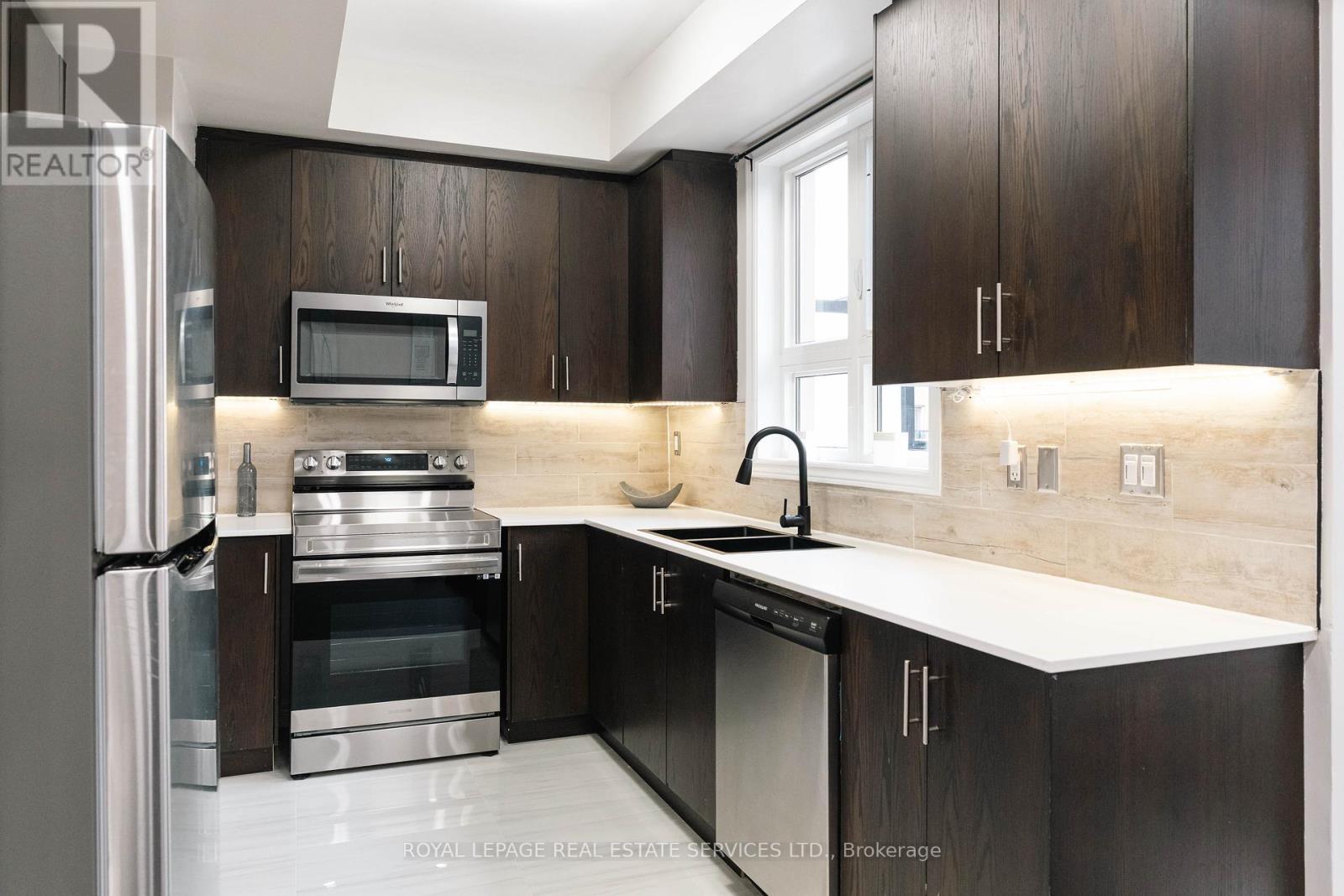 13 - 9621 Jane Street, Vaughan, Ontario  L6A 4G5 - Photo 7 - N12170263