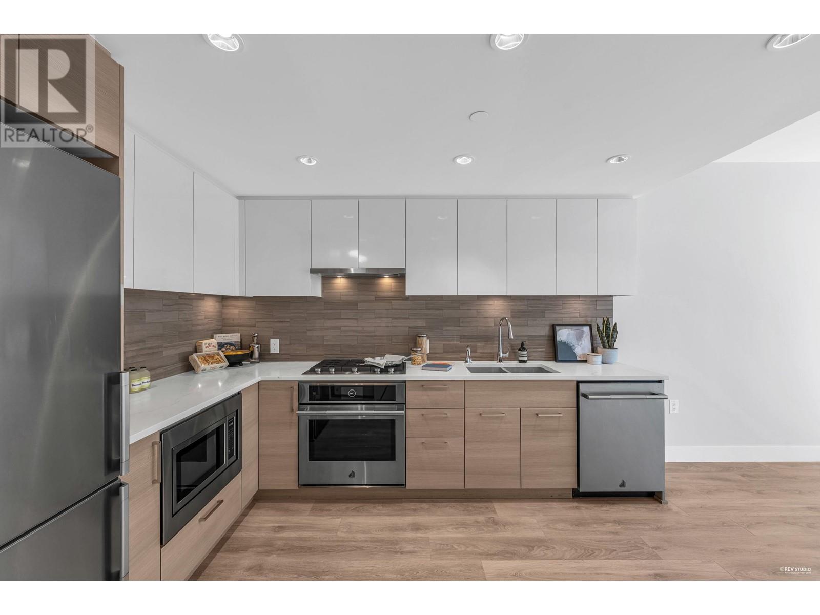 516 3451 Sawmill Crescent, Vancouver, British Columbia  V5S 0H3 - Photo 3 - R3000120
