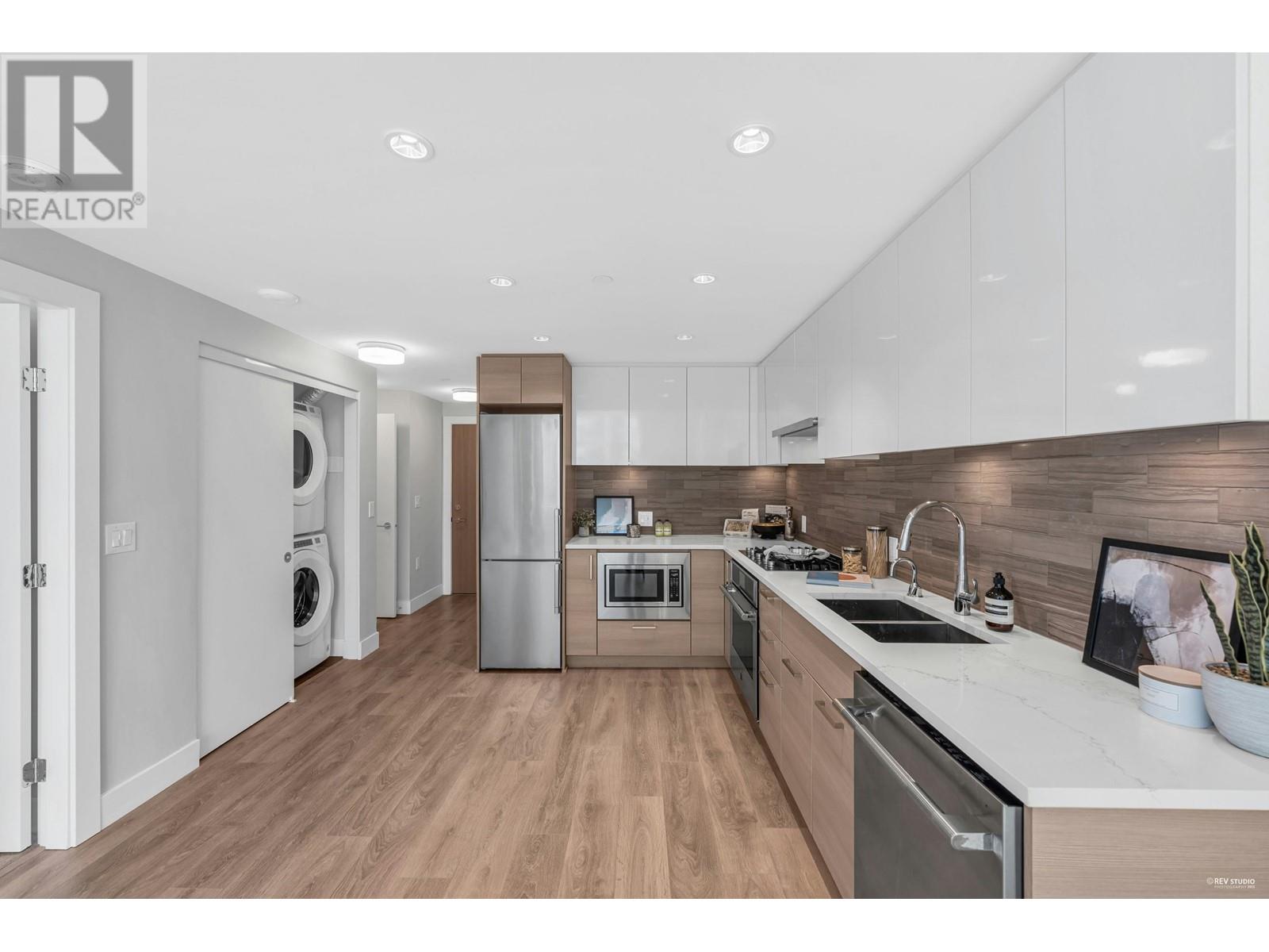 516 3451 Sawmill Crescent, Vancouver, British Columbia  V5S 0H3 - Photo 4 - R3000120