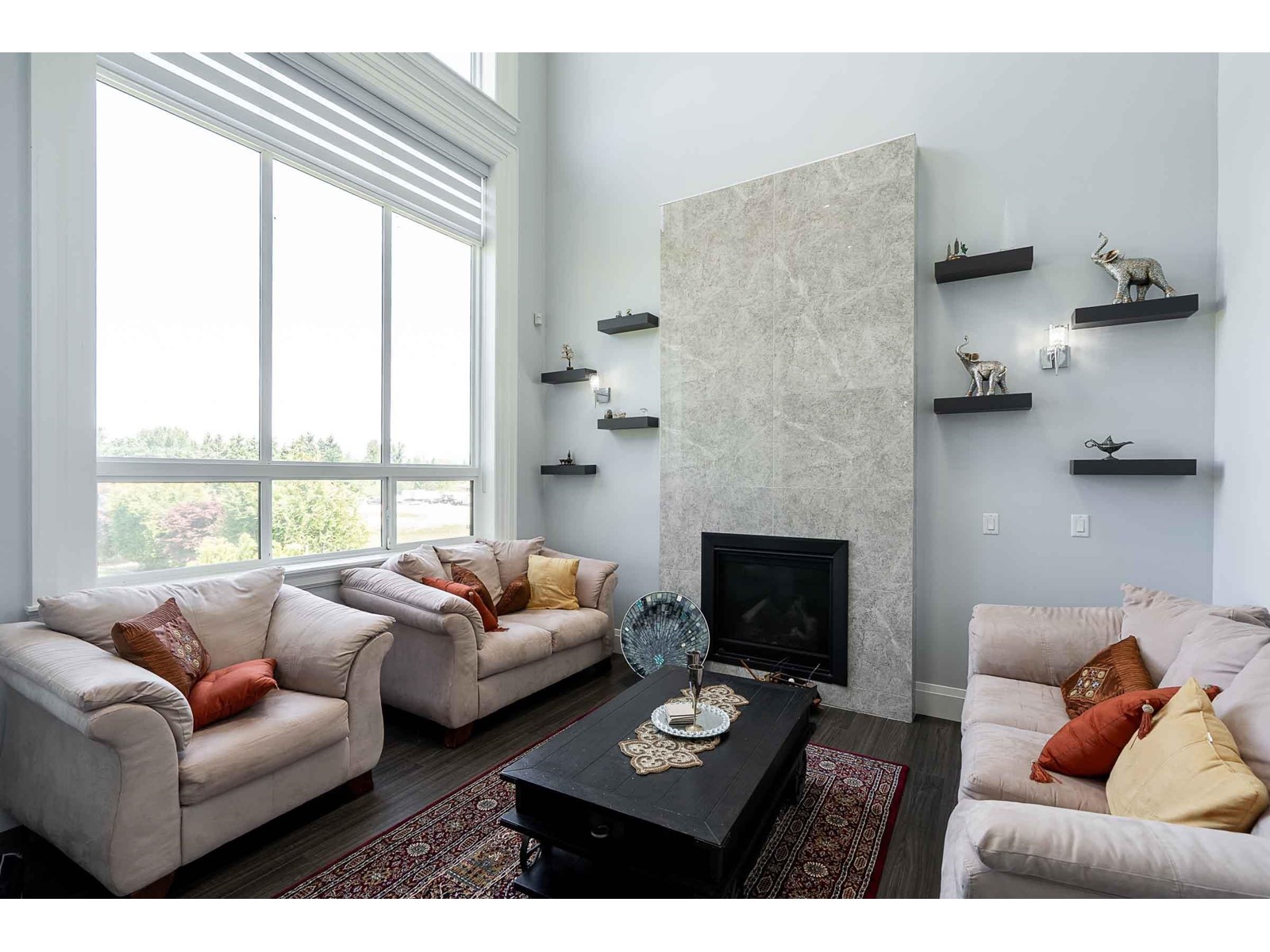 Property at 28422 FRASER HIGHWAY image 3