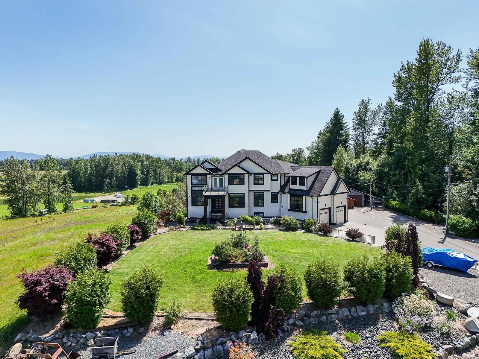 Property at 28422 FRASER HIGHWAY image 1