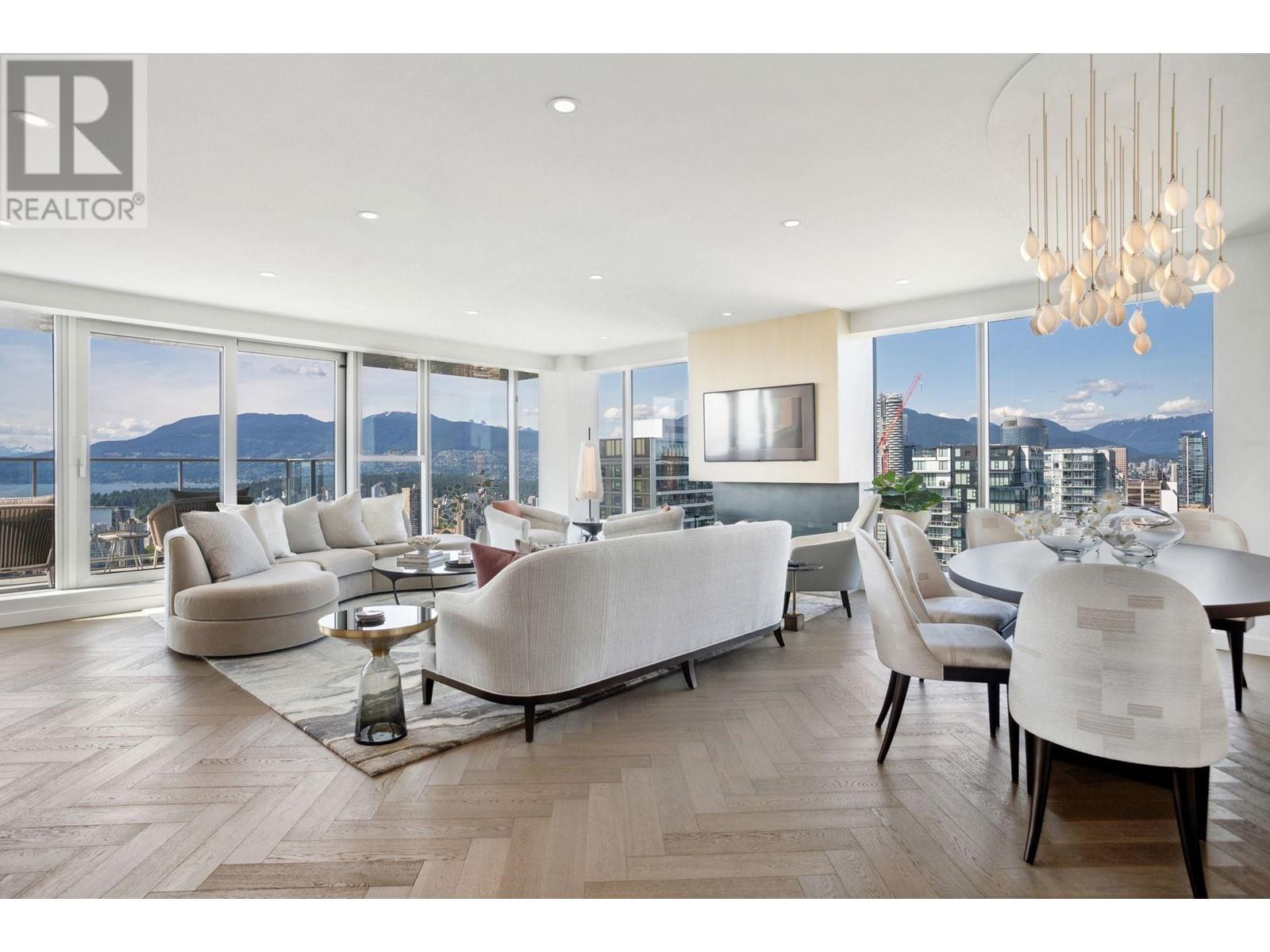 4903 1480 HOWE STREET, Vancouver, British Columbia