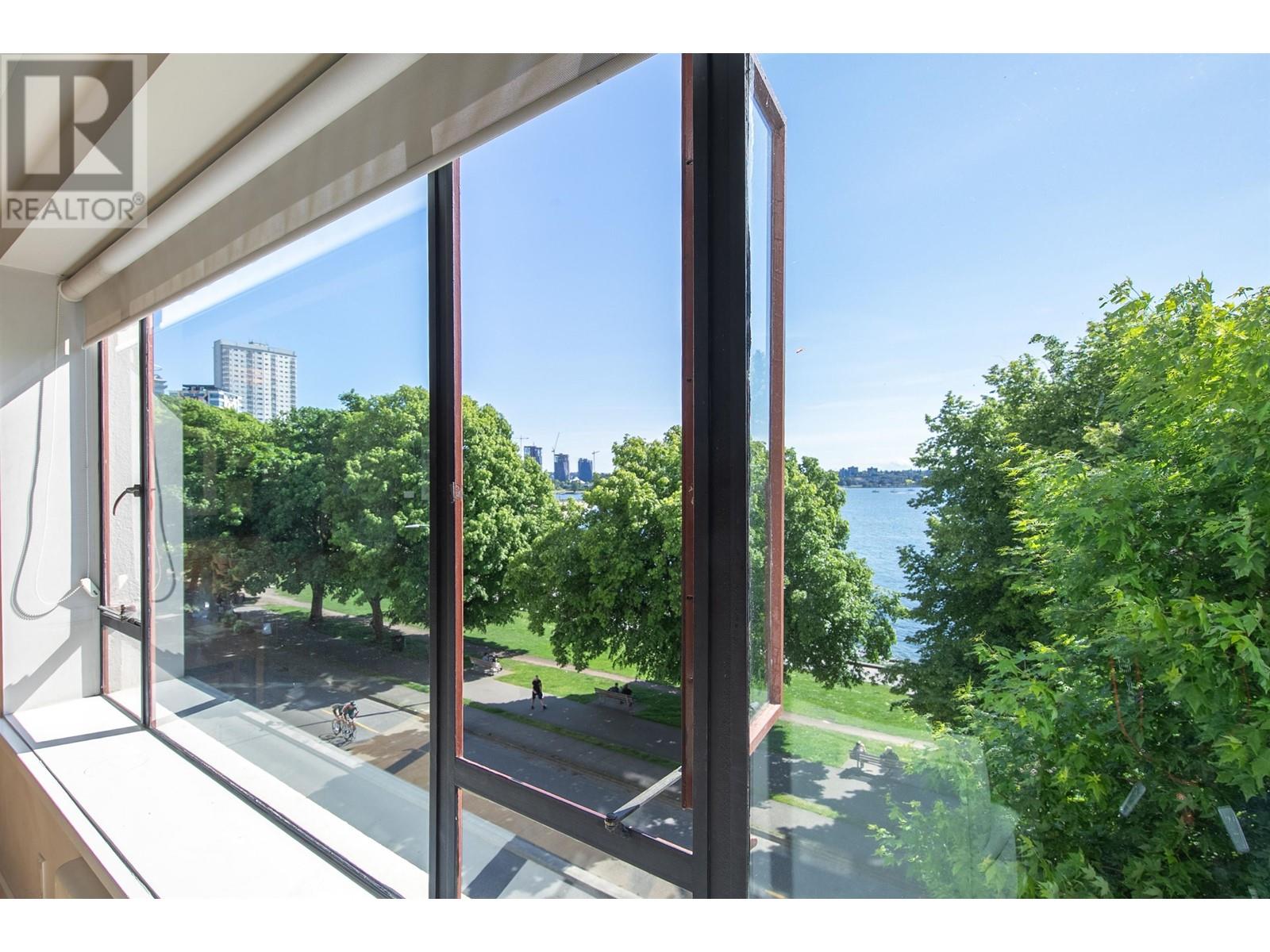 301 1949 Beach Avenue, Vancouver, British Columbia  V6G 1Z2 - Photo 8 - R3007356