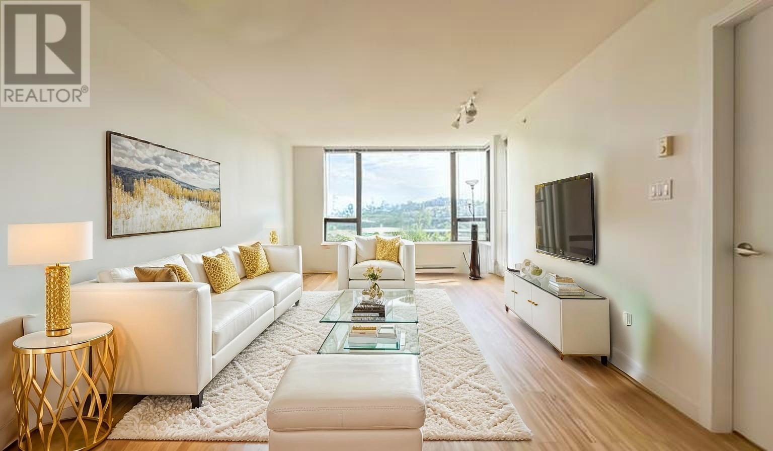 803 4182 DAWSON STREET, Burnaby, British Columbia