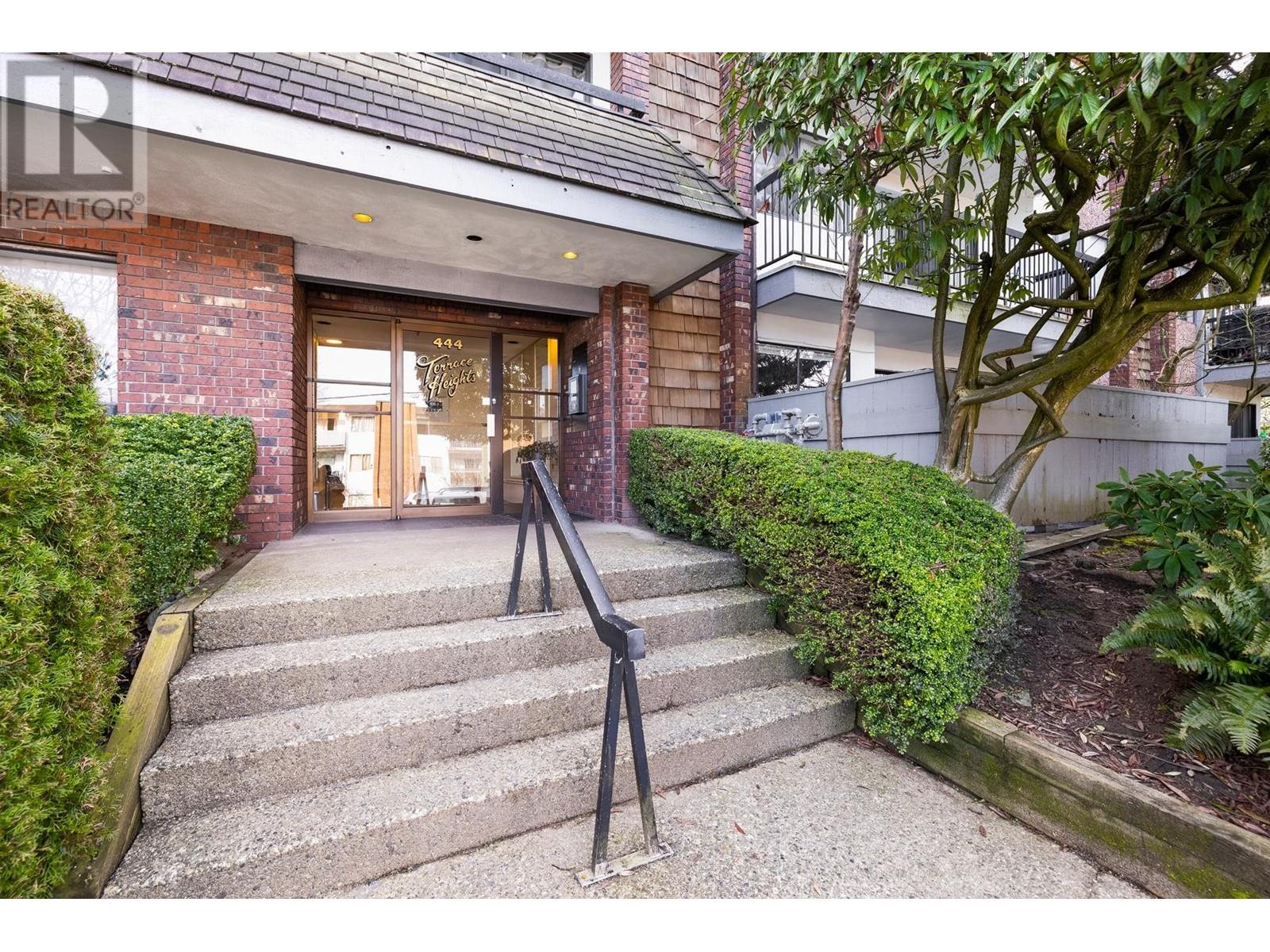 207 444 E 6TH AVENUE, Vancouver real estate listing R3007379 for sale