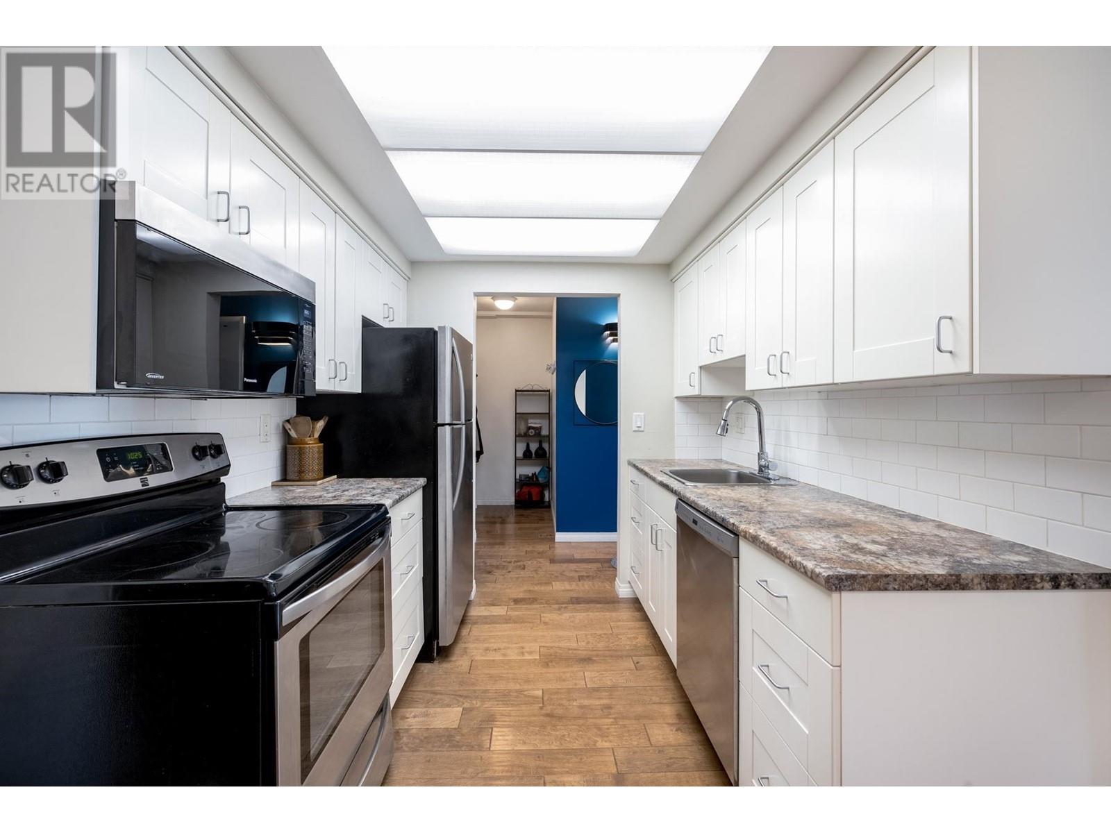 207 444 E 6TH AVENUE, Vancouver real estate listing R3007379 for sale