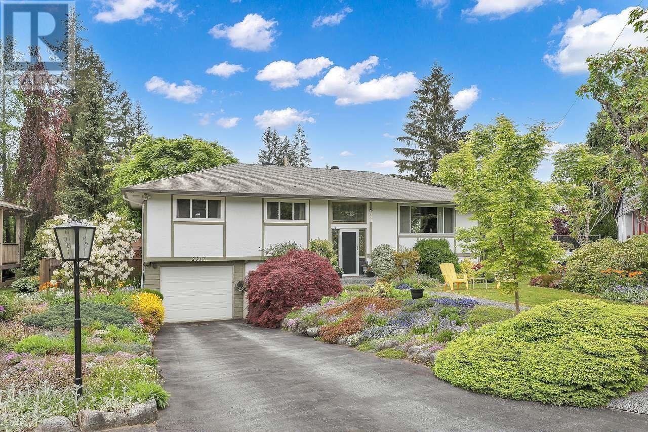 Property at 2313 VISTA COURT image 3