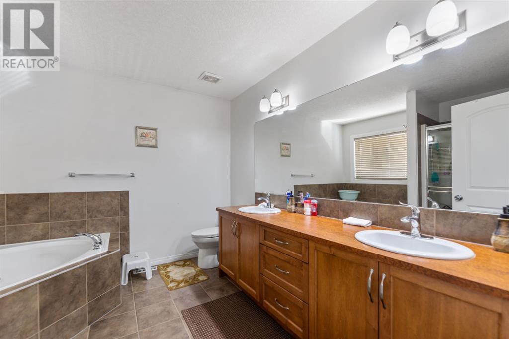 45 Taralake Heath, Calgary, Alberta  T3J 0J2 - Photo 18 - A2223909