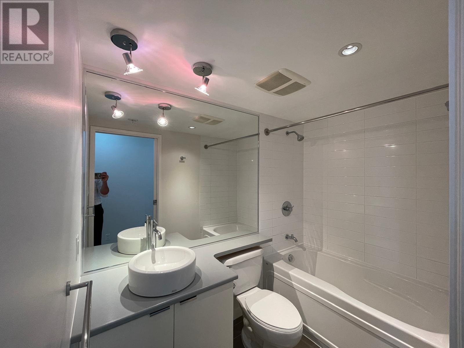 1607 233 Robson Street, Vancouver, British Columbia  V6B 0E8 - Photo 10 - R2998064