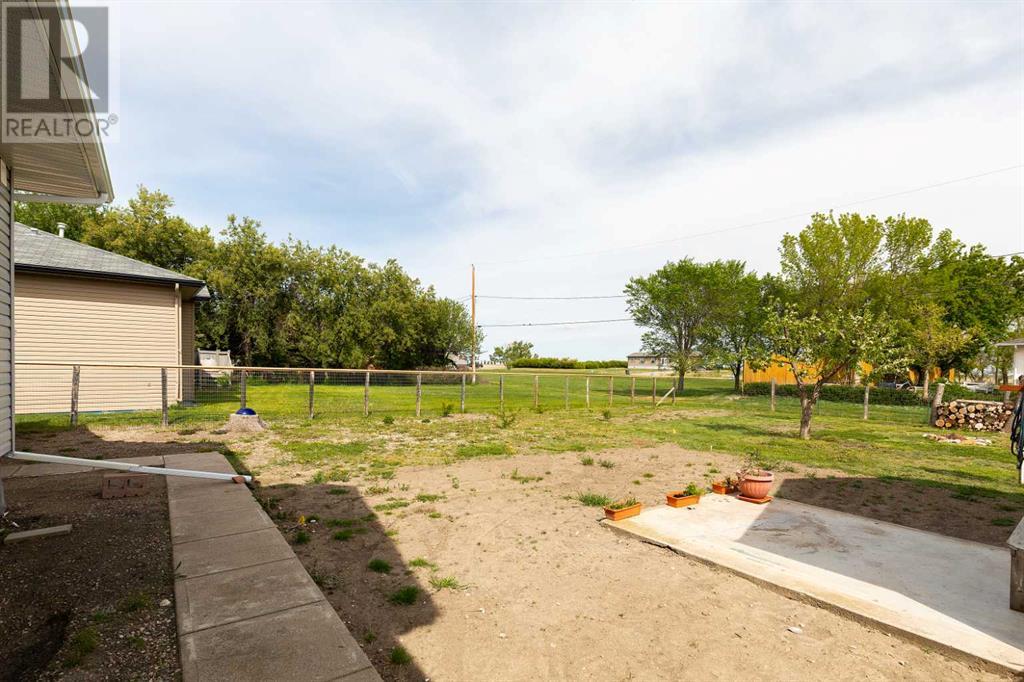 606 5 Street, Warner, Alberta  T0K 2L0 - Photo 35 - A2224627