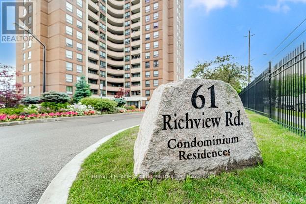 1902 - 61 RICHVIEW ROAD, Toronto, Ontario