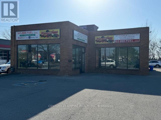 389a Ontario Street, St. Catharines, Ontario  L2R 5L3 - Photo 2 - X12174625