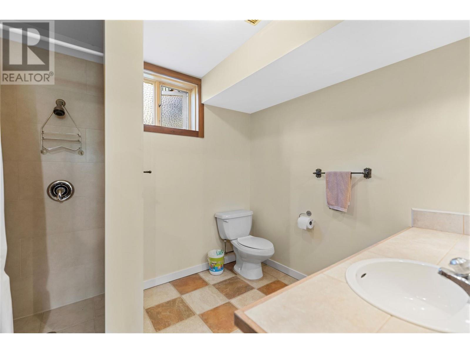 2673 Agate Bay Road, Barriere, British Columbia  V0E 2E0 - Photo 23 - 10349452