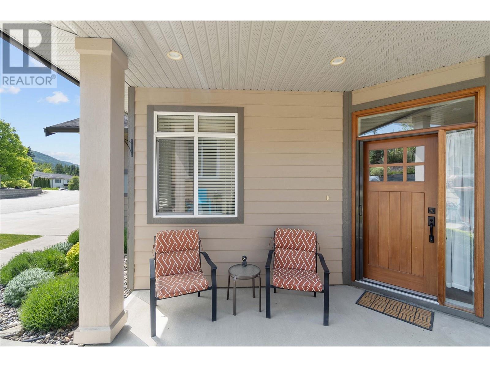 1431 Auto Road Se Unit# 4, Salmon Arm, British Columbia  V1E 0C1 - Photo 3 - 10349420
