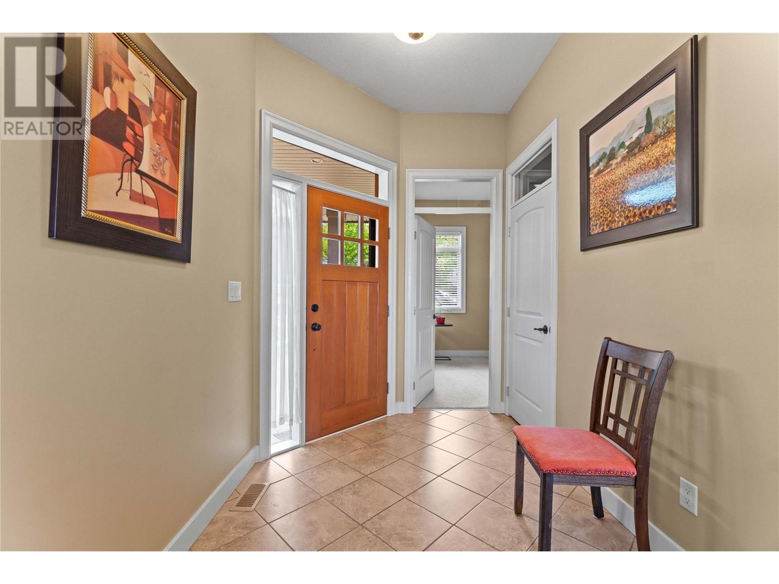 1431 Auto Road Se Unit# 4, Salmon Arm, British Columbia  V1E 0C1 - Photo 4 - 10349420