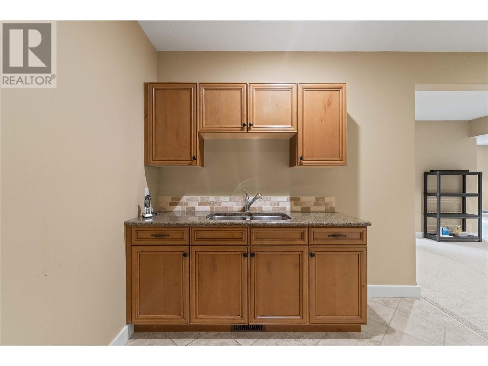 1431 Auto Road Se Unit# 4, Salmon Arm, British Columbia  V1E 0C1 - Photo 41 - 10349420
