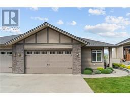 1431 Auto Road SE Unit# 4, salmon arm, British Columbia