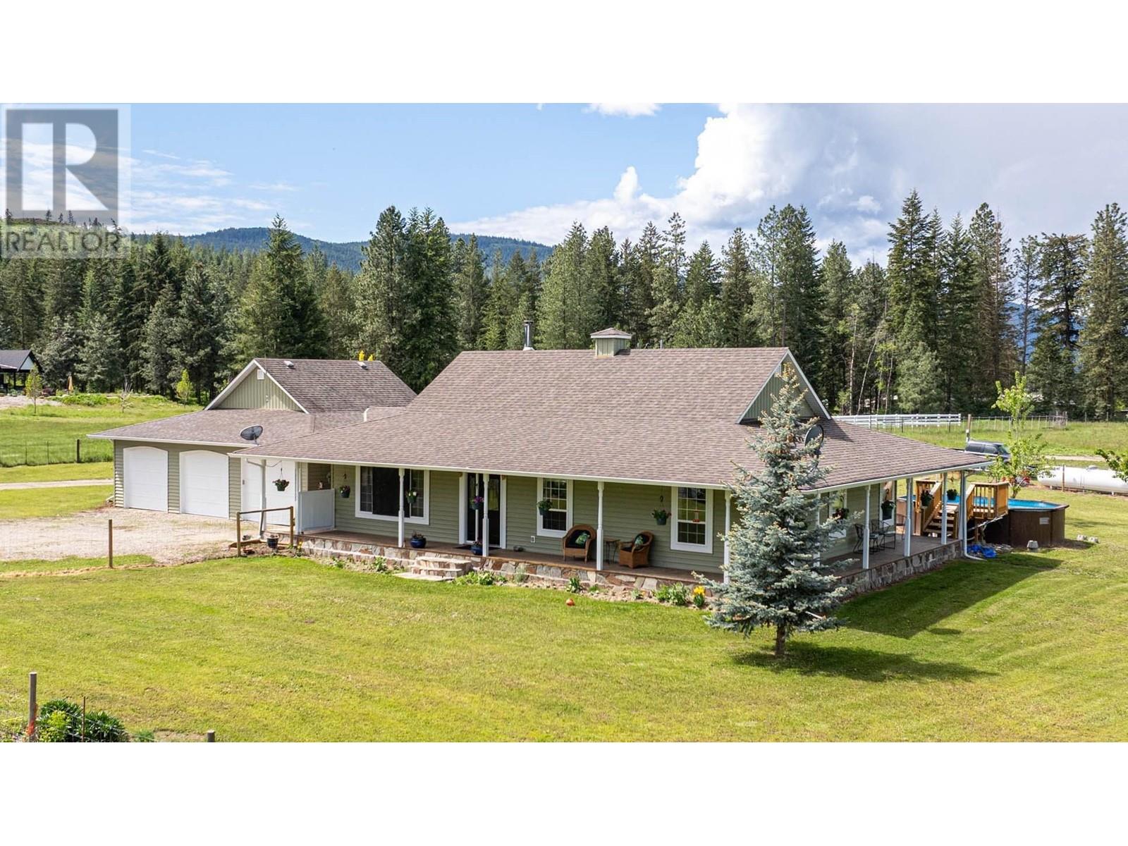 4858 Salmon River Road, spallumcheen, British Columbia