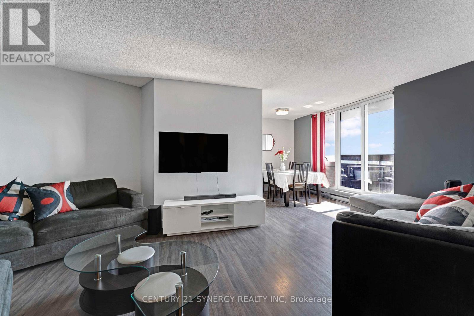 718 - 2000 Jasmine Crescent, Ottawa, Ontario  K1J 8K4 - Photo 6 - X12174660