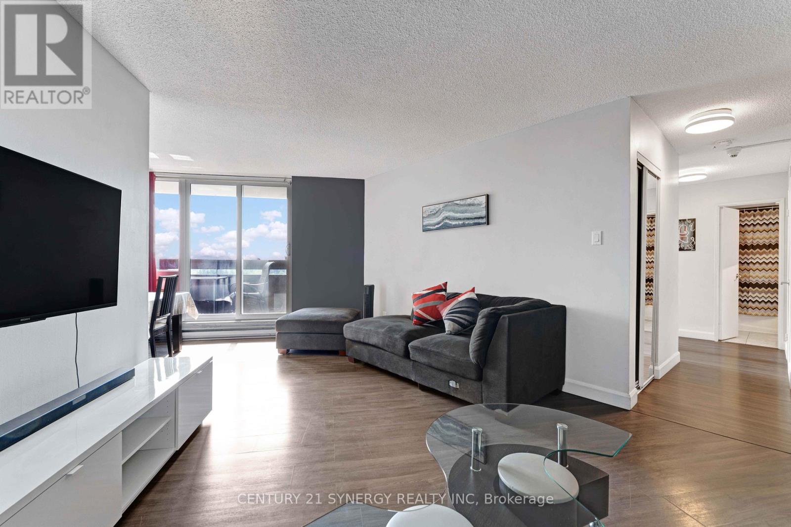 718 - 2000 Jasmine Crescent, Ottawa, Ontario  K1J 8K4 - Photo 8 - X12174660