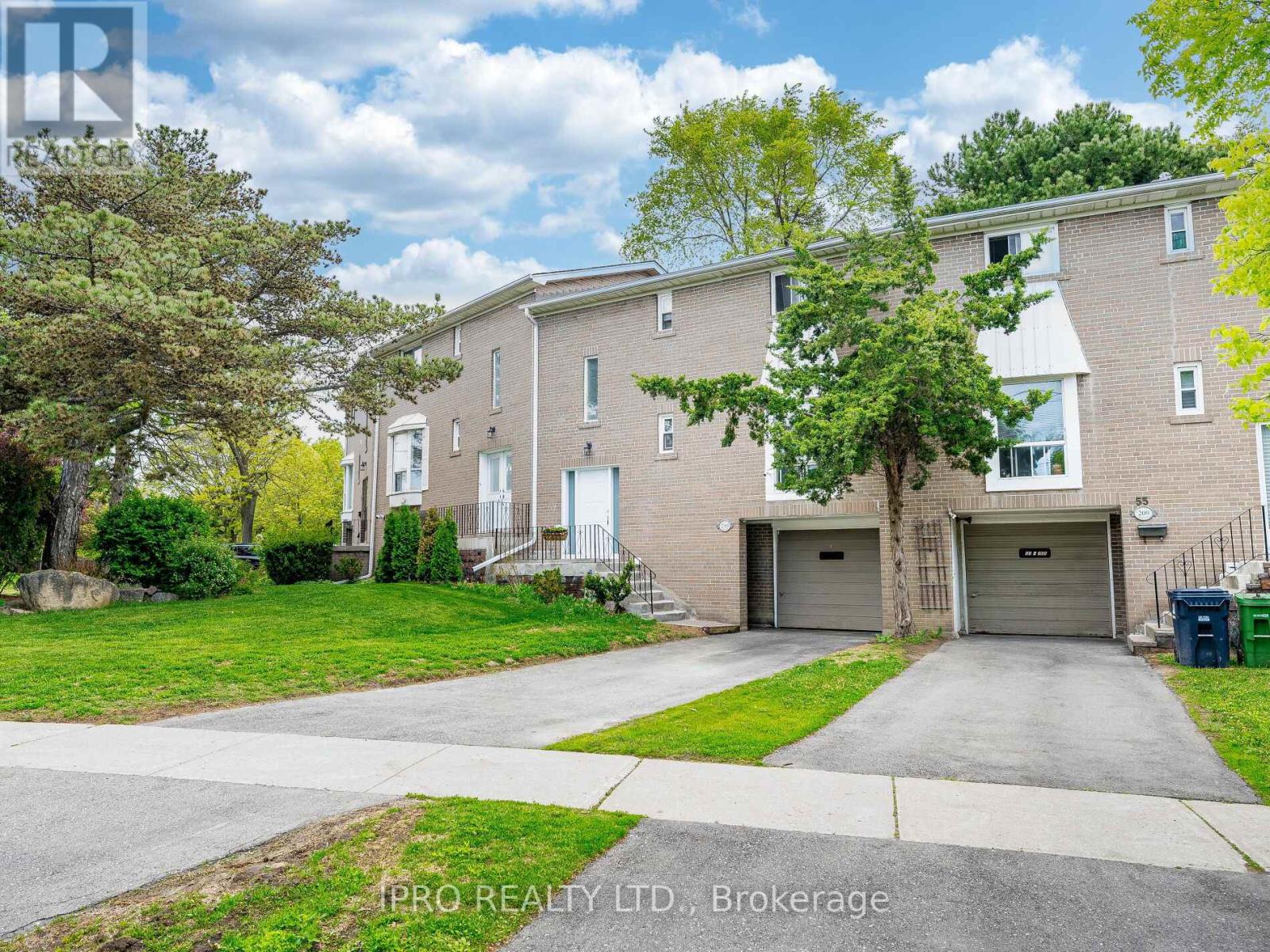 210 - 55 Rameau Drive, Toronto (Hillcrest Village), Ontario  M2H 1T6 - Photo 2 - C12174645