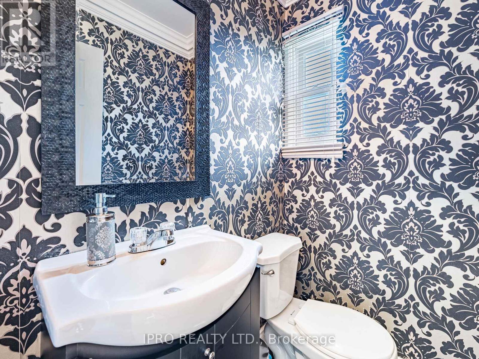 210 - 55 Rameau Drive, Toronto (Hillcrest Village), Ontario  M2H 1T6 - Photo 27 - C12174645