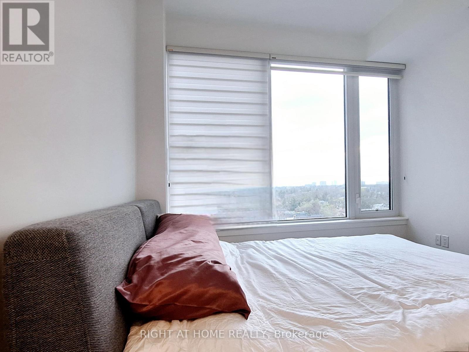 1107 - 75 Canterbury Place, Toronto, Ontario  M2N 0L2 - Photo 7 - C12174663