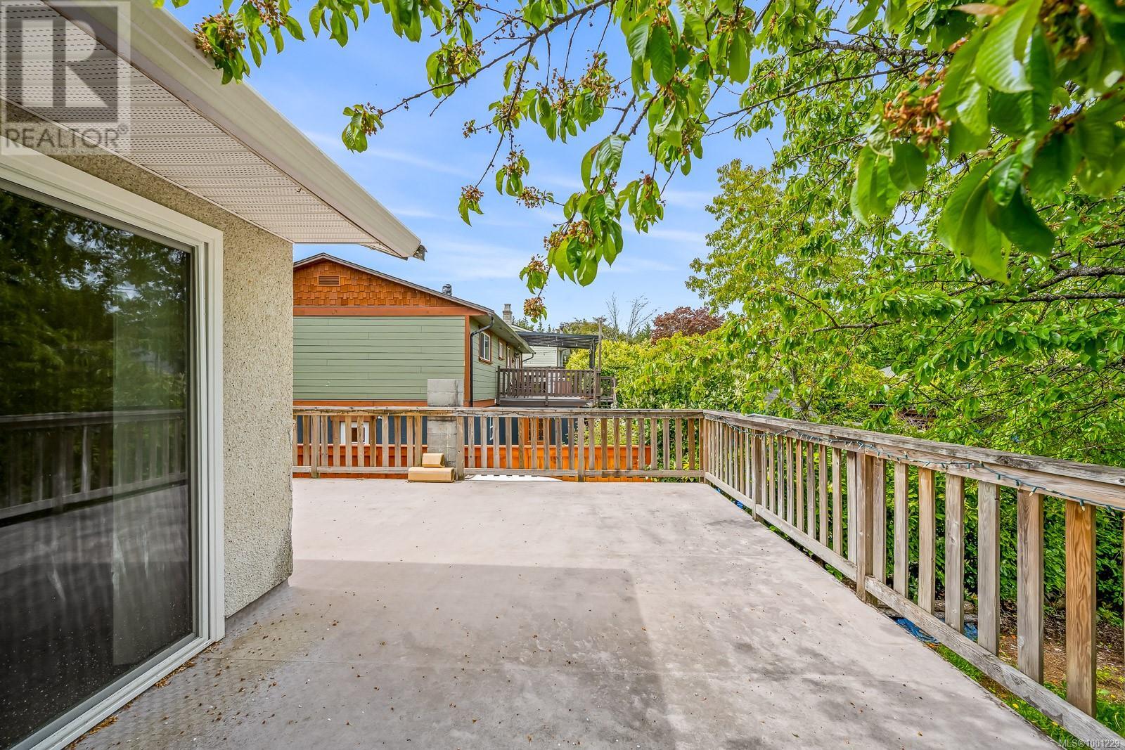 2602 Windermere Ave, Cumberland, British Columbia  V0R 1S0 - Photo 4 - 1001229