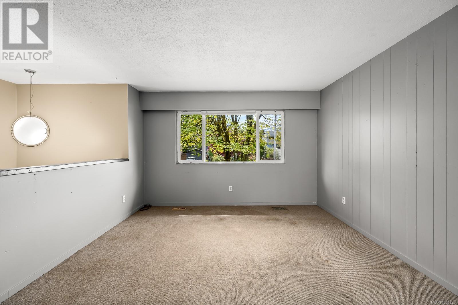 2602 Windermere Ave, Cumberland, British Columbia  V0R 1S0 - Photo 8 - 1001229
