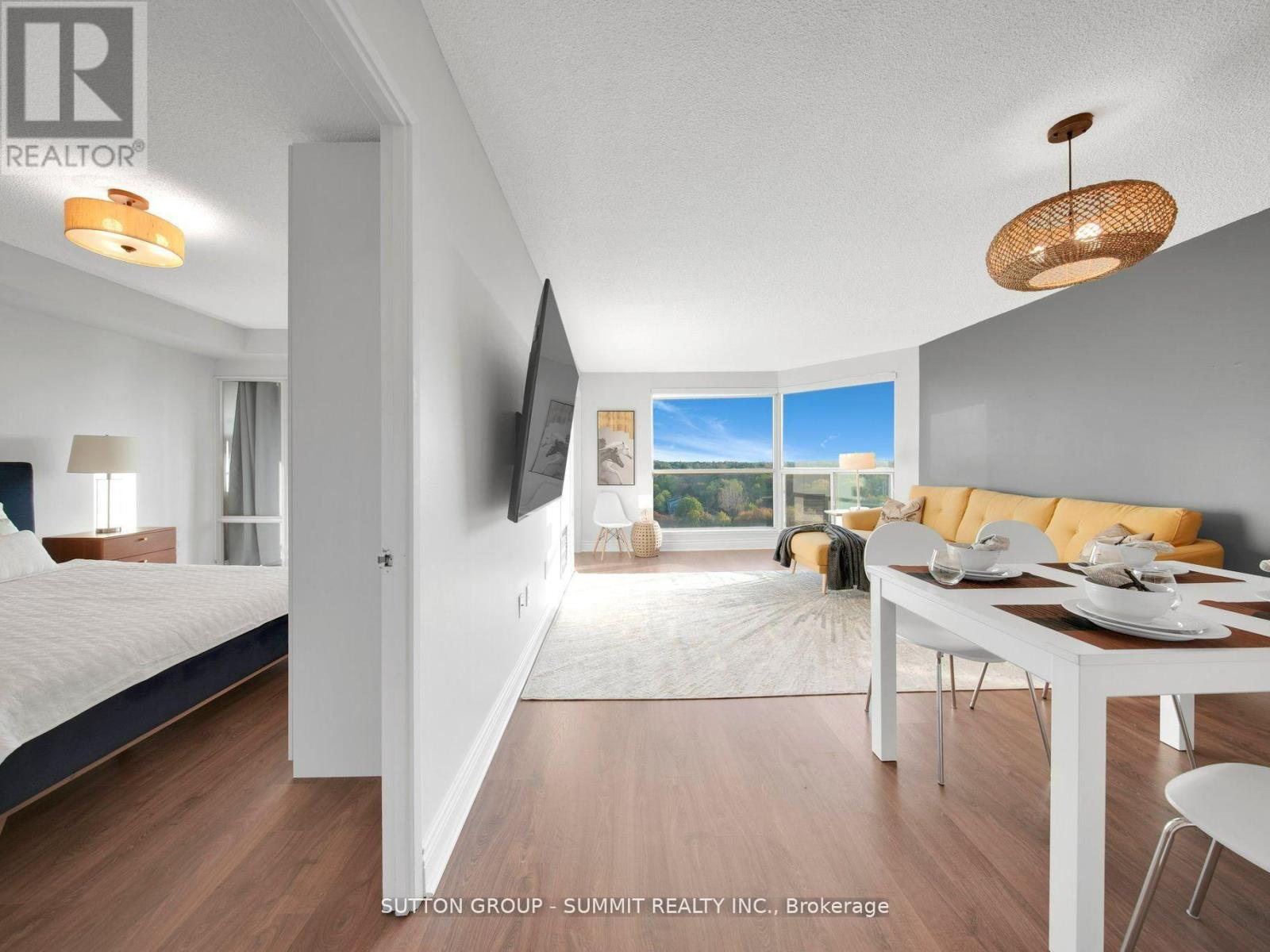 1208 - 2155 BURNHAMTHORPE ROAD W, Mississauga, Ontario