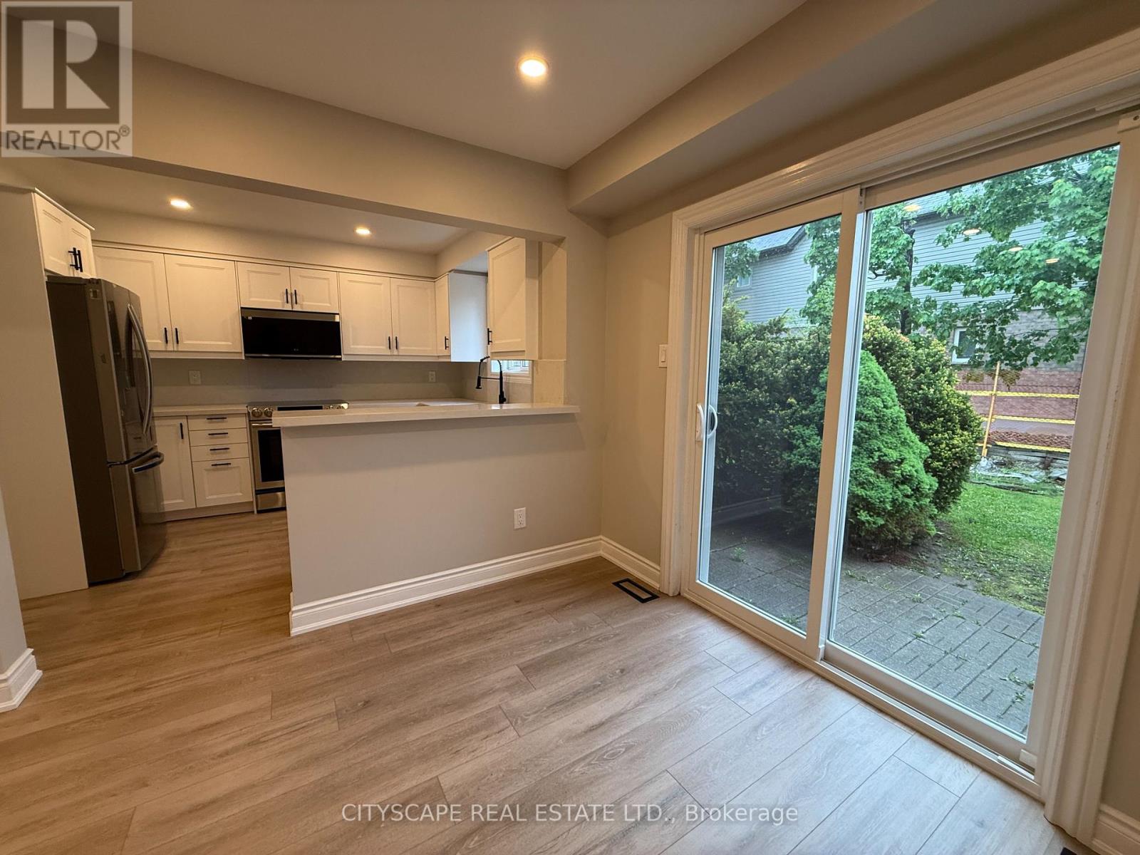 58 - 5659 Glen Erin Drive, Mississauga, Ontario  L5M 5P2 - Photo 8 - W12174643