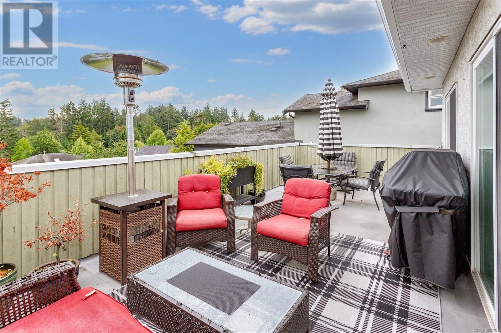 Property at 88 Chilco Ridge Pl image 2