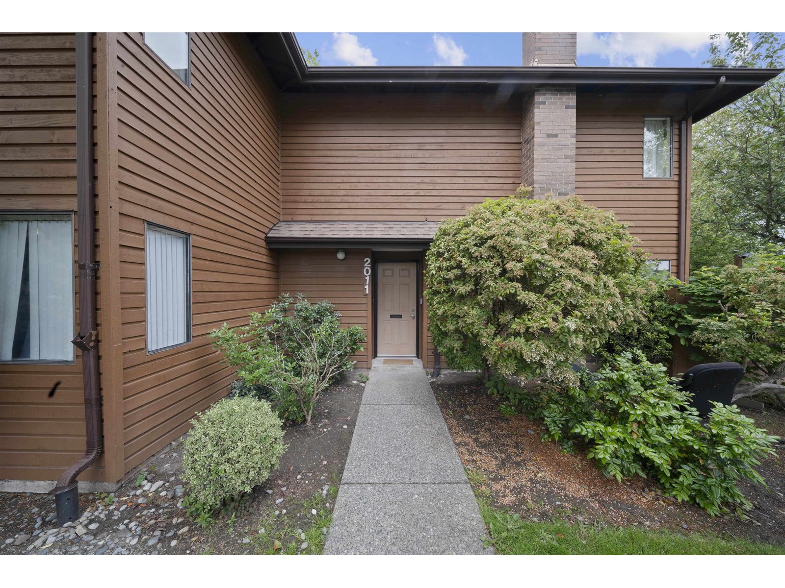 Property at 2011 10620 150 STREET image 1