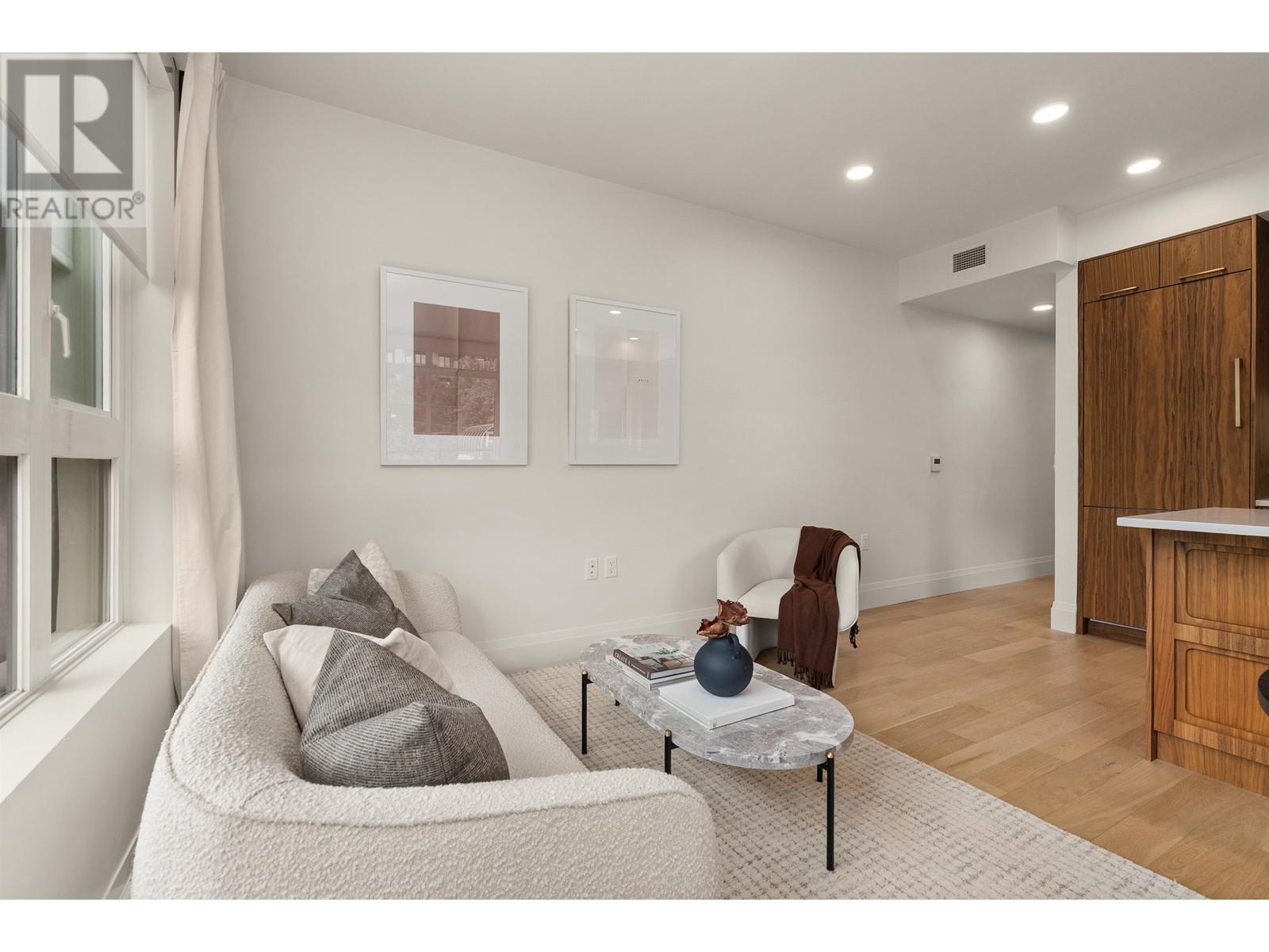 213 2550 Garden Drive, Vancouver, British Columbia  V5N 4X6 - Photo 5 - R3007397