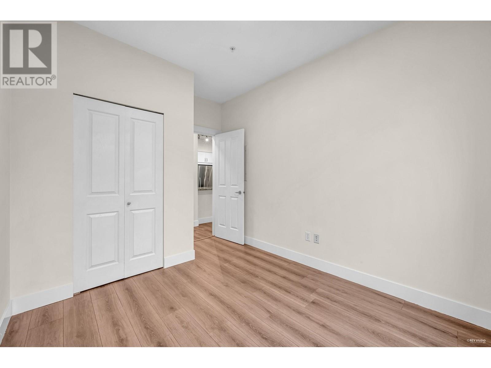 313 2601 Whiteley Court, North Vancouver, British Columbia  V7J 2R7 - Photo 13 - R3007450