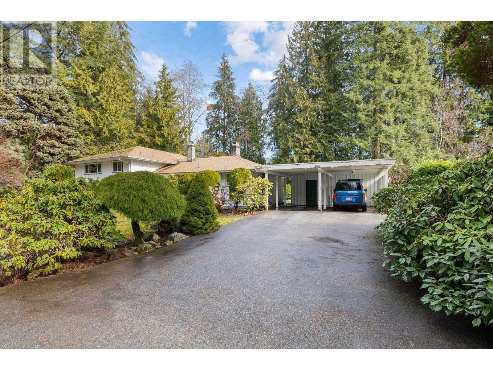 350 St James Crescent, West Vancouver, British Columbia  V7S 1J8 - Photo 2 - R3007400