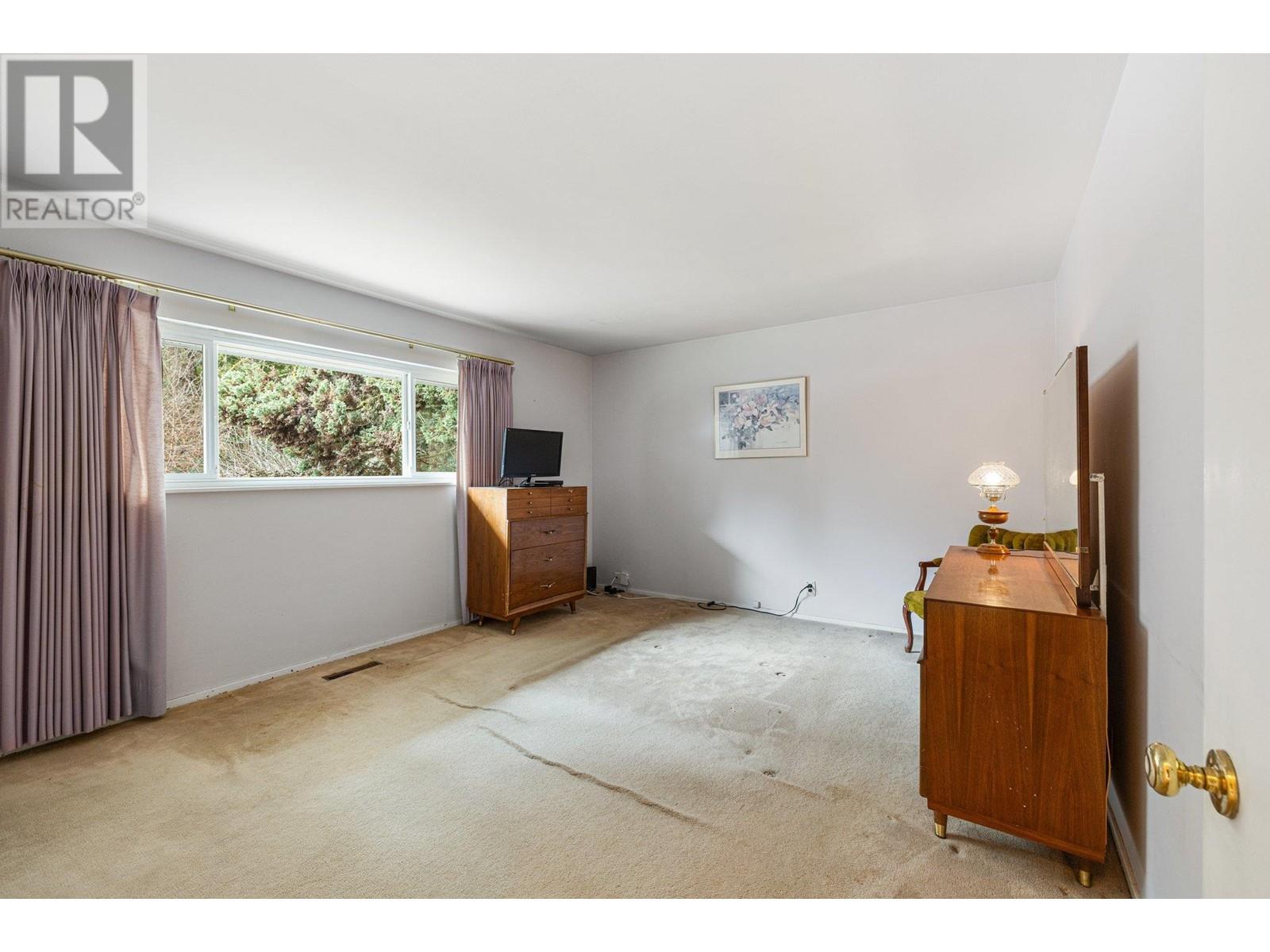 350 St James Crescent, West Vancouver, British Columbia  V7S 1J8 - Photo 22 - R3007400