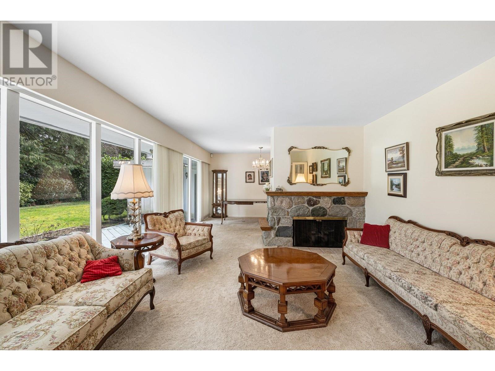 350 St James Crescent, West Vancouver, British Columbia  V7S 1J8 - Photo 9 - R3007400