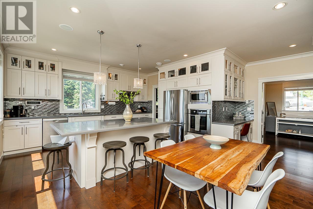 8358 NELSON AVENUE, burnaby, British Columbia