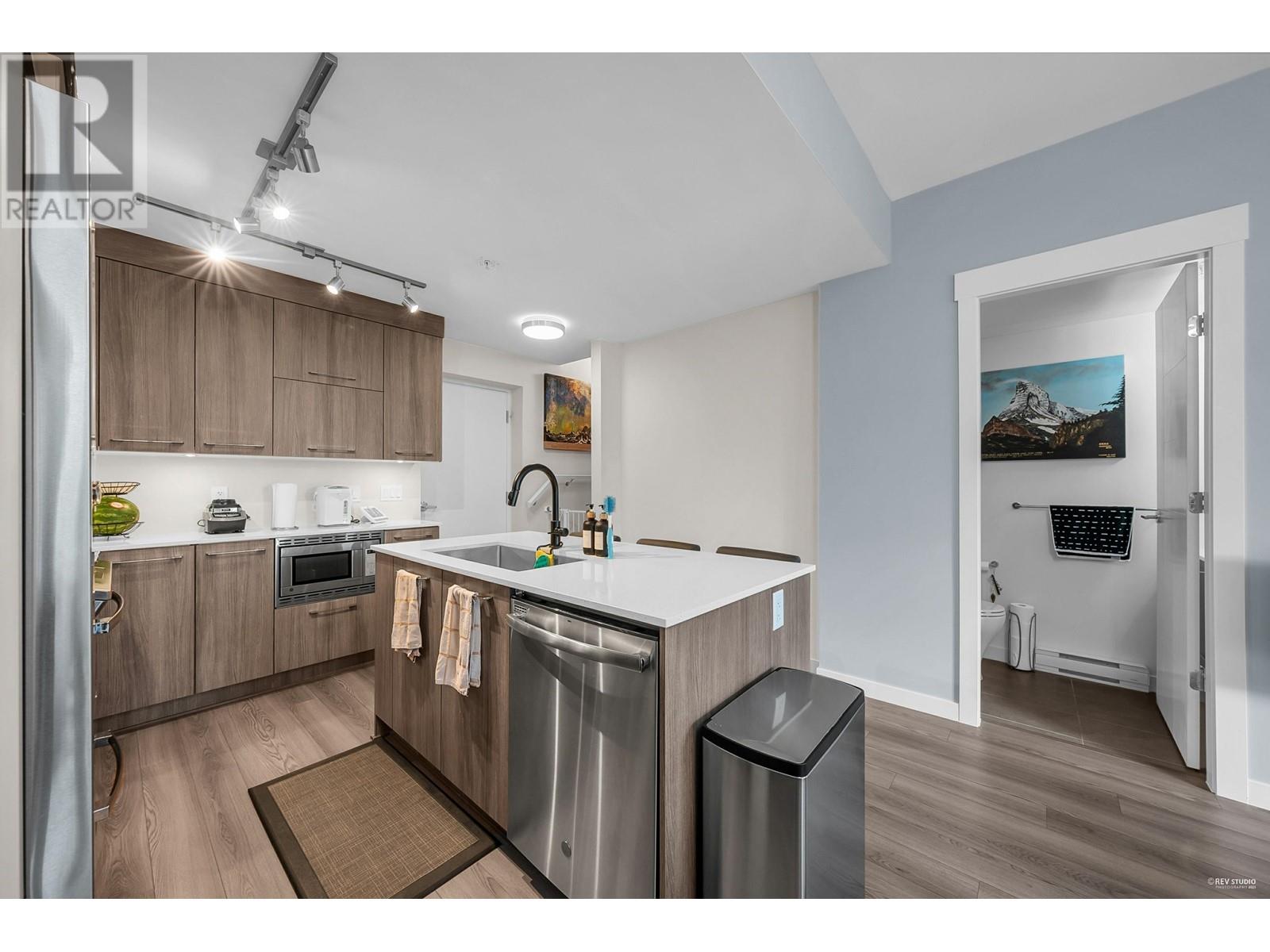 1017 Quebec Street, New Westminster, British Columbia  V3M 0M3 - Photo 11 - R3007410