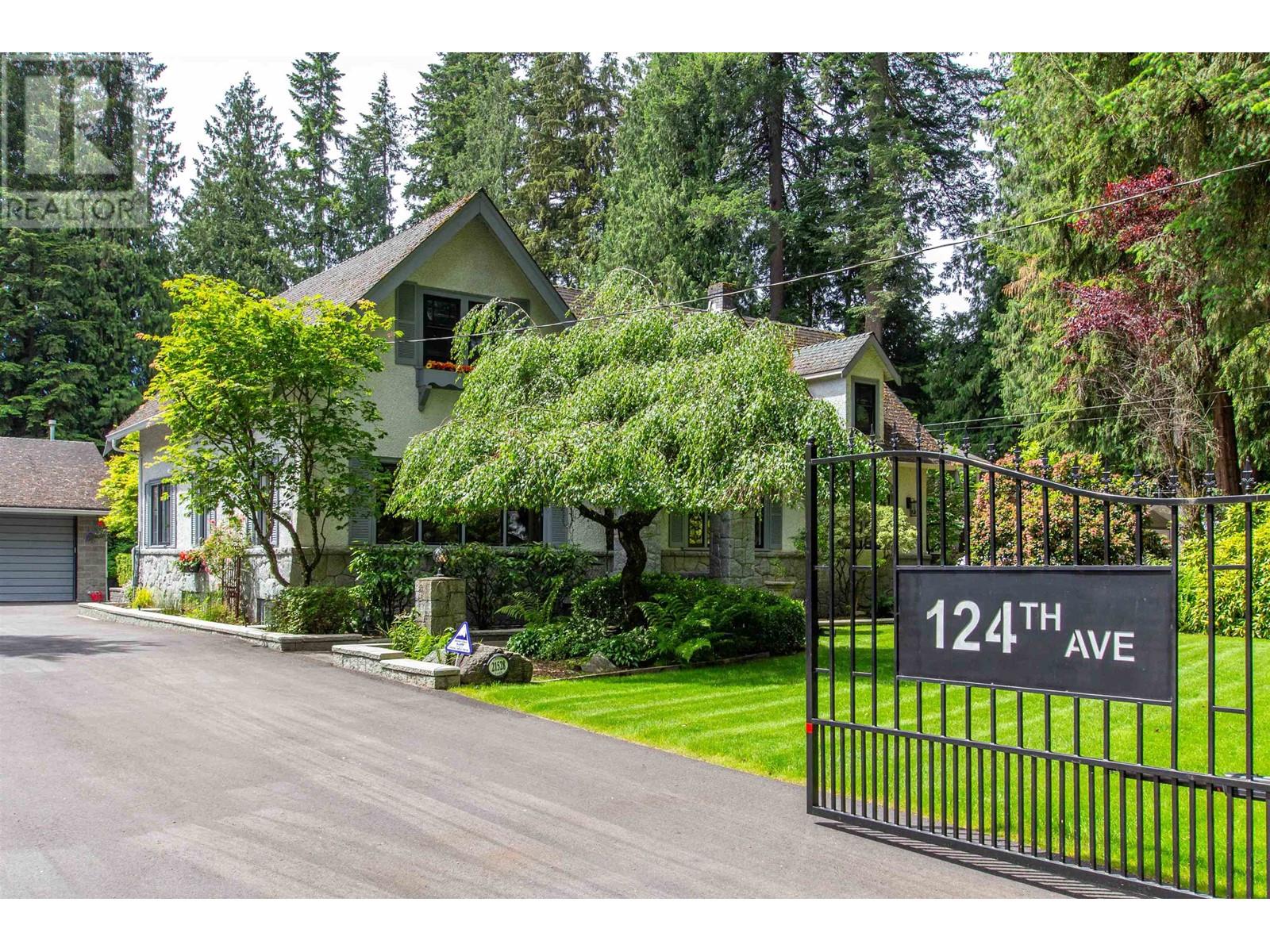 21528 124 AVENUE, Maple Ridge, British Columbia