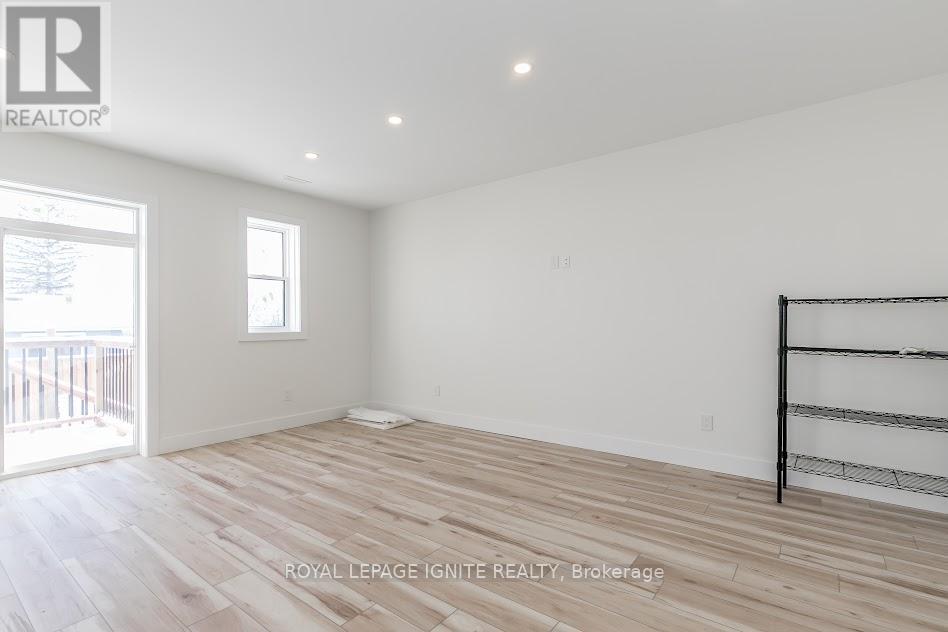 781 Oliva Street, Pickering, Ontario  L1W 2V9 - Photo 13 - E12174692