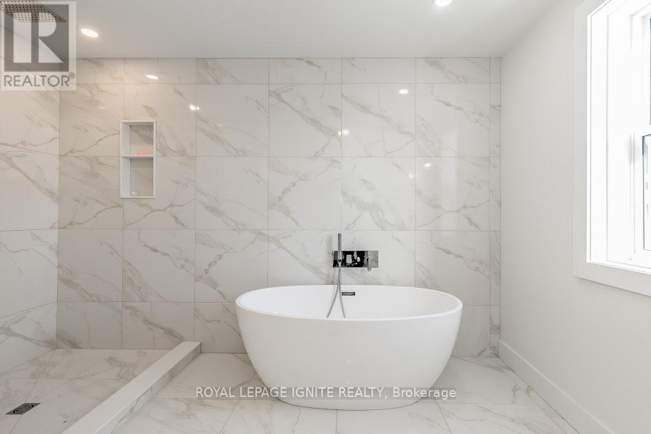 781 Oliva Street, Pickering, Ontario  L1W 2V9 - Photo 18 - E12174692