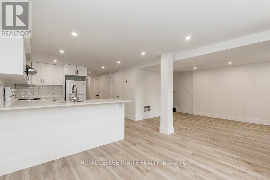 781 Oliva Street, Pickering, Ontario  L1W 2V9 - Photo 37 - E12174692