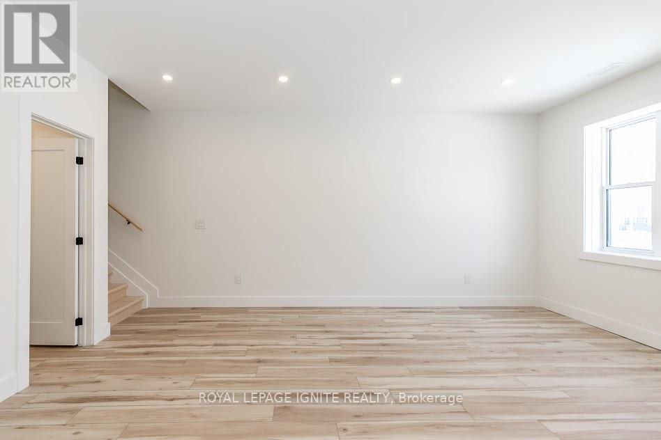 781 Oliva Street, Pickering, Ontario  L1W 2V9 - Photo 8 - E12174692