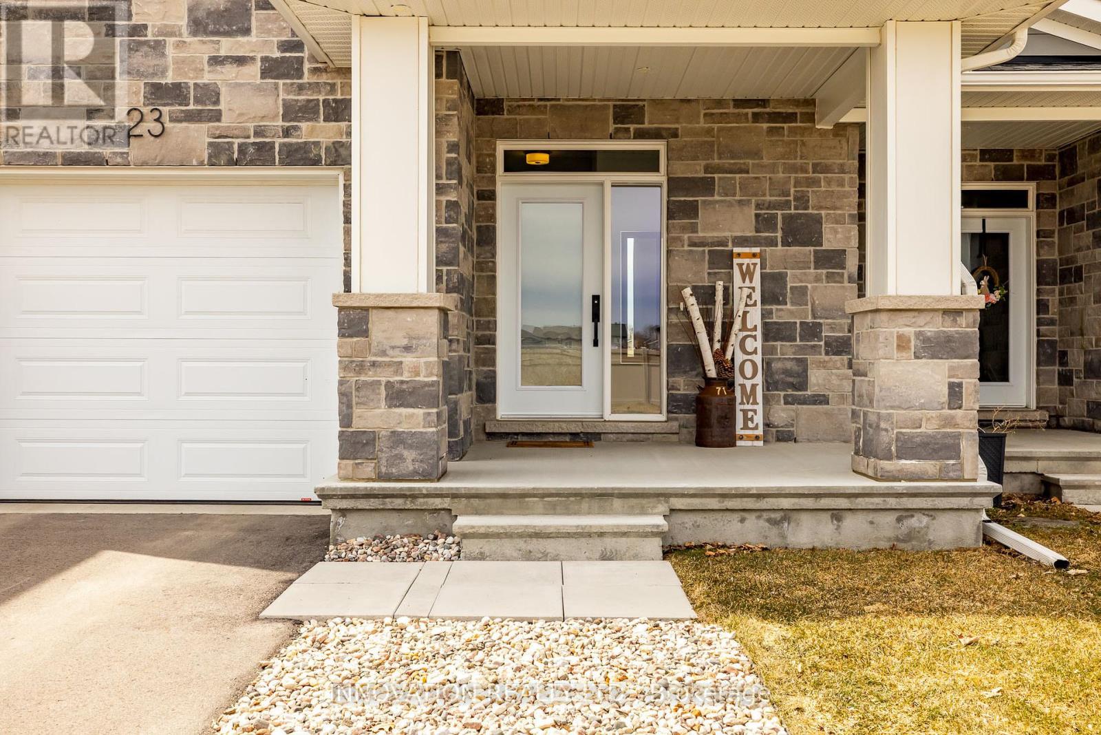 Property at 23 MAC BEATTIE DRIVE image 3